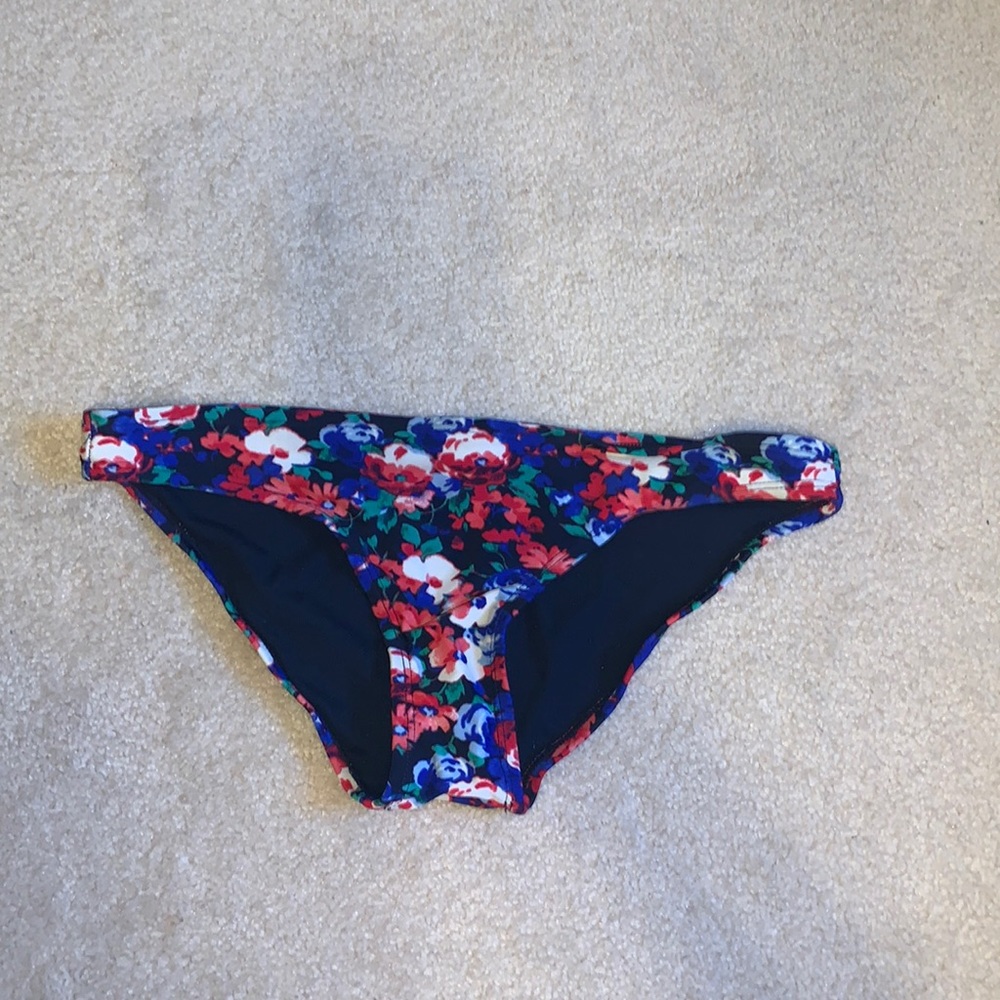 Bikini bottoms